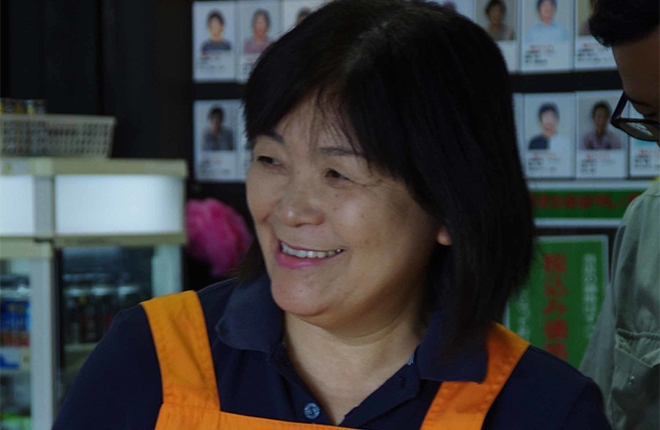取れって野菜市かみはやし（株）副社長の川崎さん