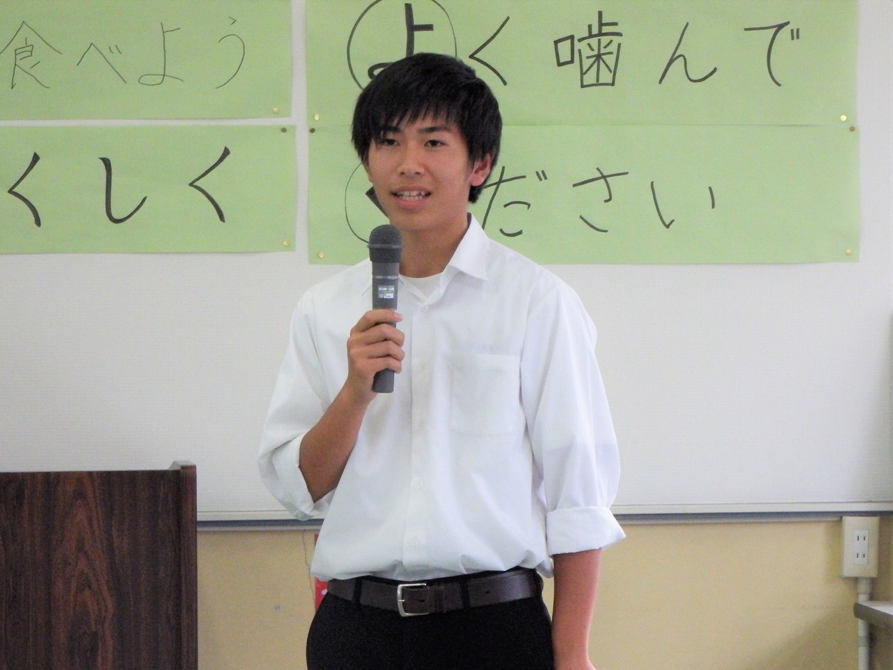 生徒会長の小松駿斗さん